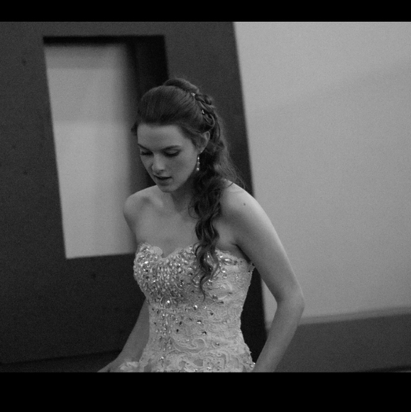 Meet your Posher, Hannah - Picture 1 of 1